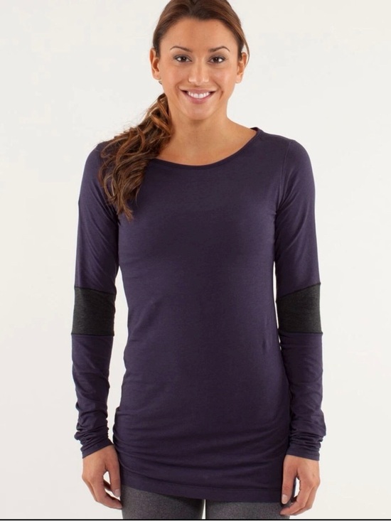 lululemon athletica Tops - NWOT NEW Lululemon Devotion Long Sleeve Tee Black Swan Purple Vitasea Top Size S